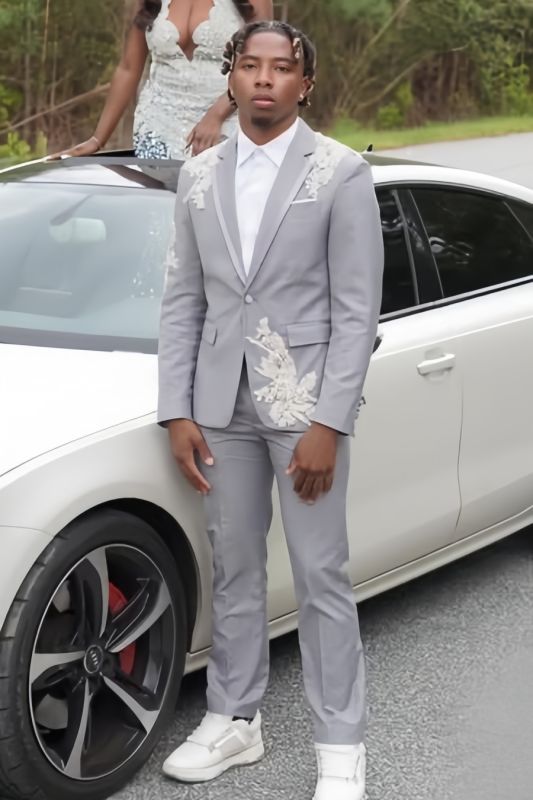 Tony Bespoke Gray Notched Lapel Two Piece Prom Suits With Appliques