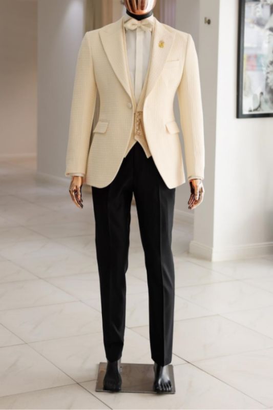 Brady Bespoke Light Apricot Peaked Lapel Three Pieces Prom Suits