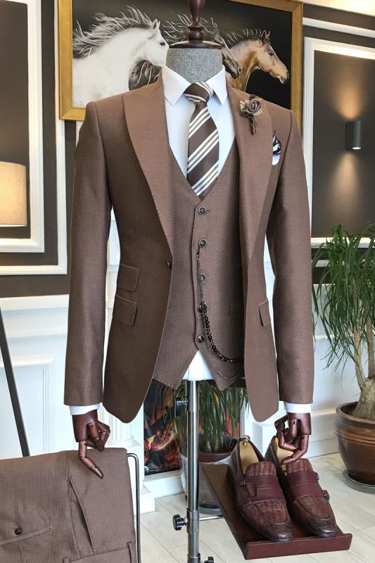 Claude Chic Brown Peaked Lapel Three Pieces Best Fitted Business Men Suits