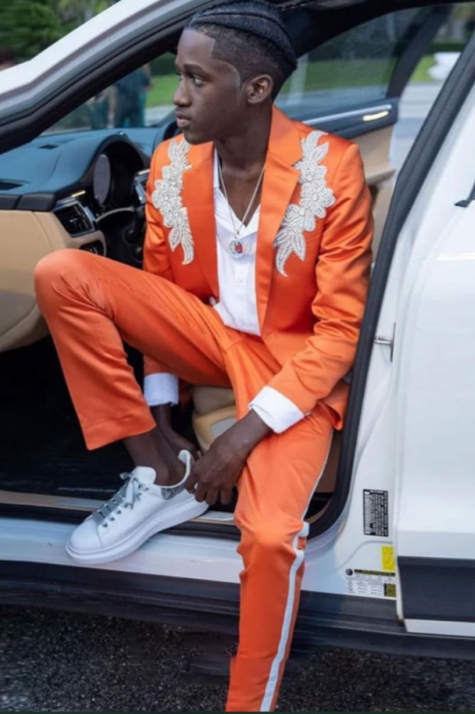 Glamorous Slim Orange Notched Lapel Two Pieces Prom Suits With Appliques