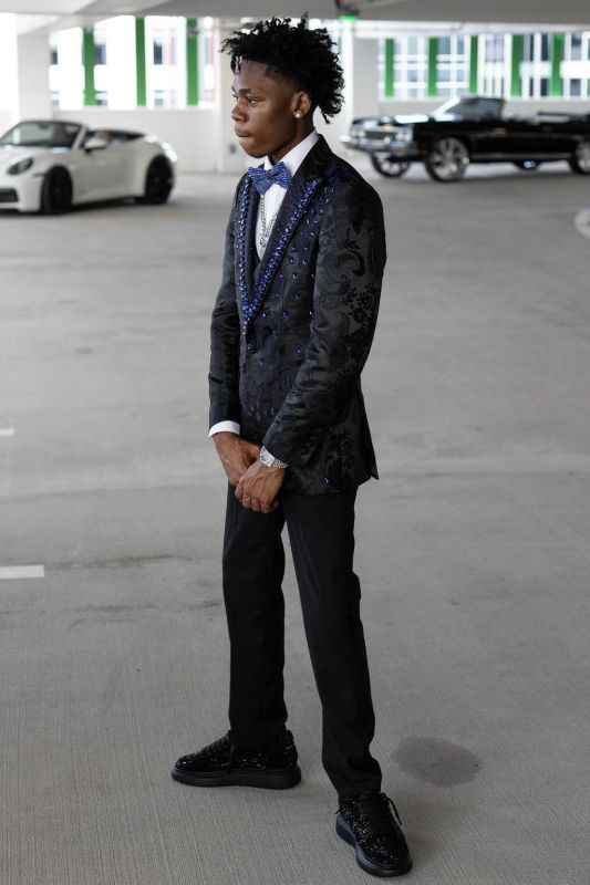 Justin Stylish Black Jacquard Peaked Lapel 3-Piece Beaded Prom Suit | Bradymensuit