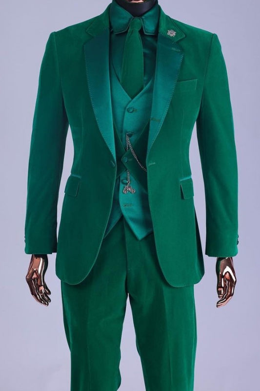 Fashion Green Notched Lapel Three Pieces Velvet Prom Suits