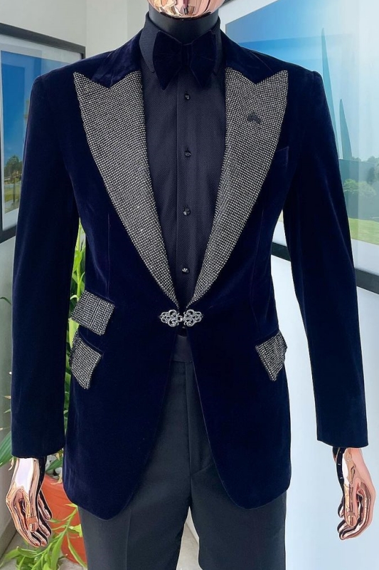 Fancy Navy Blue Peaked Lapel Two Pieces Prom Suits