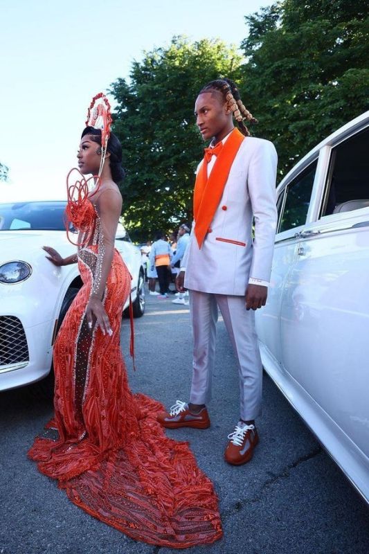 James Light Gray Double Breasted Satin Prom Suit Orange Shawl Lapel | Bradymensuit