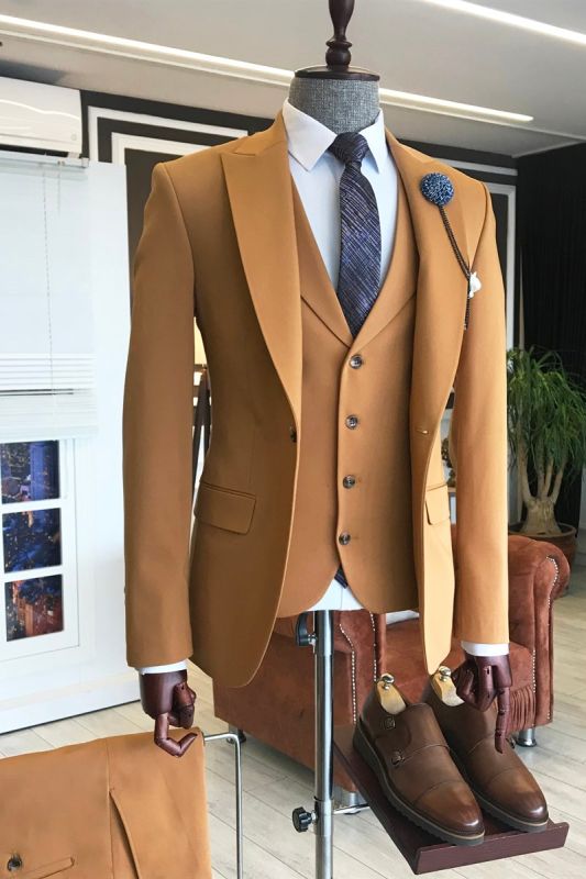 Julien Gold Brown Fashion Point Lapel Men Suit Three Piece