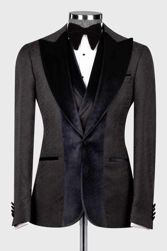 Black Jacquard Wedding Suit with Black Peak Collar Velvet Groom Three Piece Suit