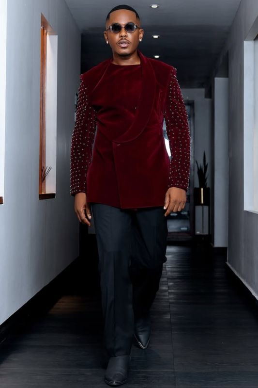 Slim Modern Burgundy Velvet Beading Two Pieces Prom Suits With Black Pants