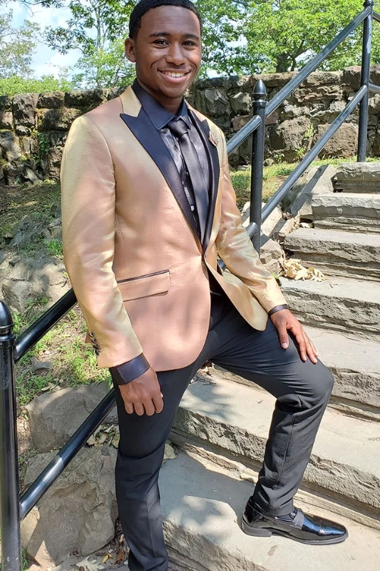Elegant Champagne Peaked Lapel Bespoke Two Prom Suits