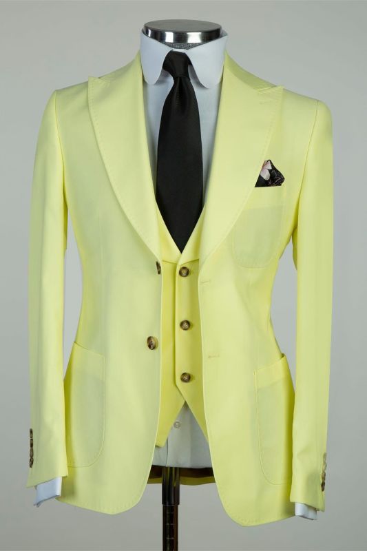 Light Yellow Pointed Collar Three Piece Men Business Suit