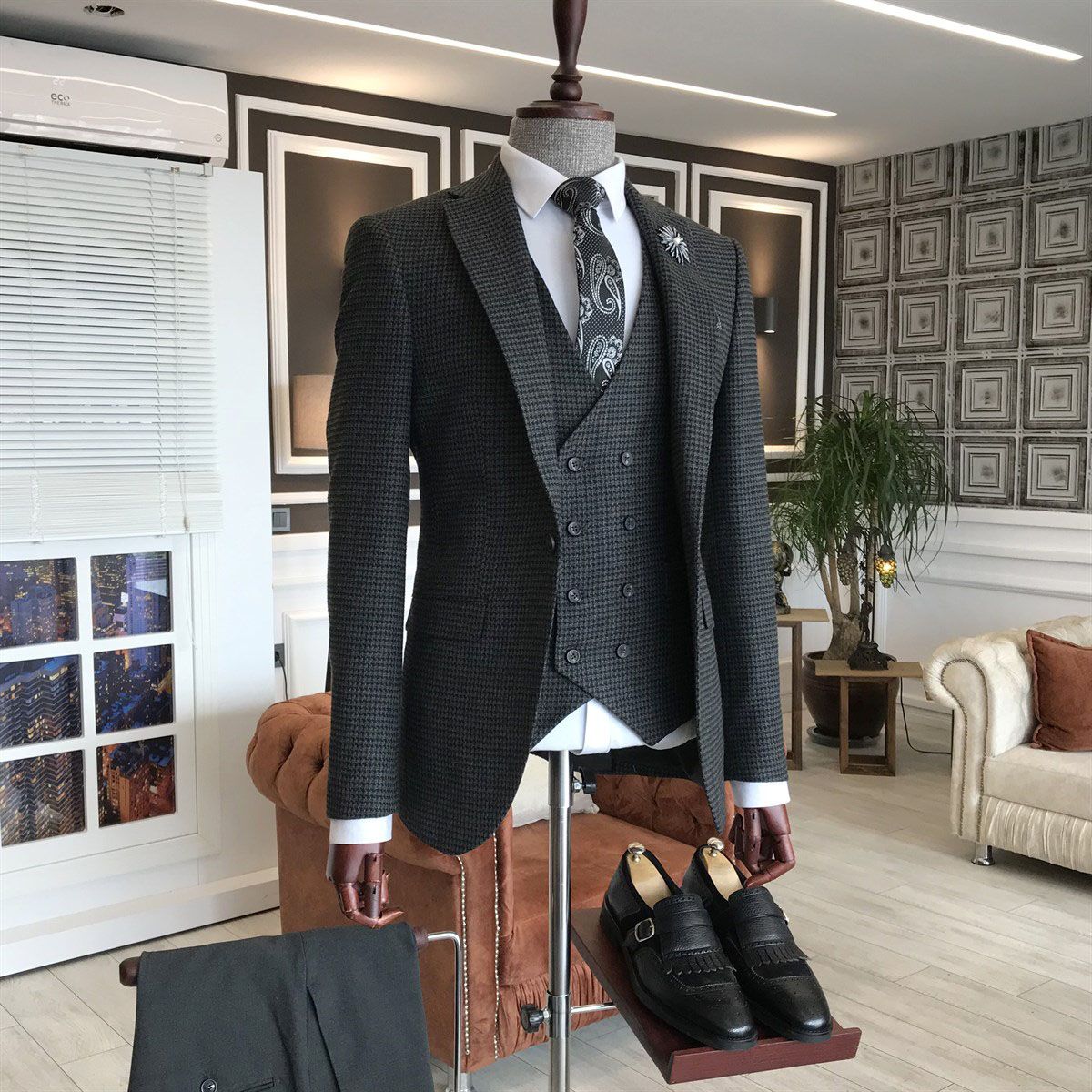 Quentin Black Check Three-Piece Notched Lapel Business Suit