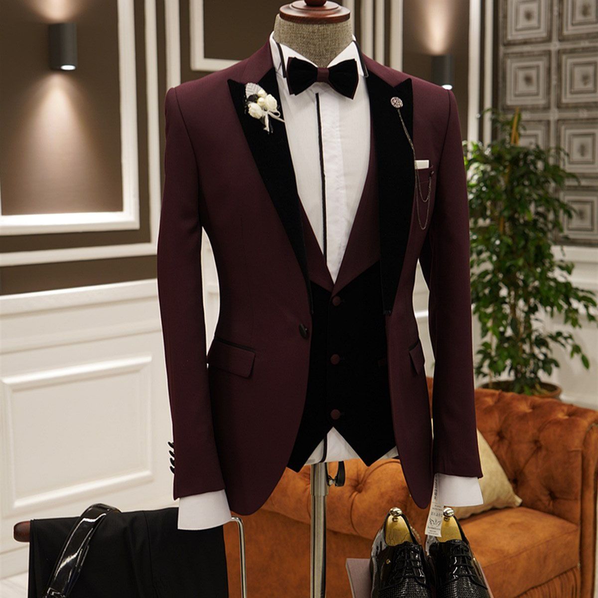Herbert Burgundy Three Piece Point Lapel Slim Fit Prom Men Suit