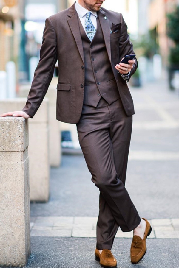 Handsome Brown Tailored Suit Two-Button Formal Business Suit