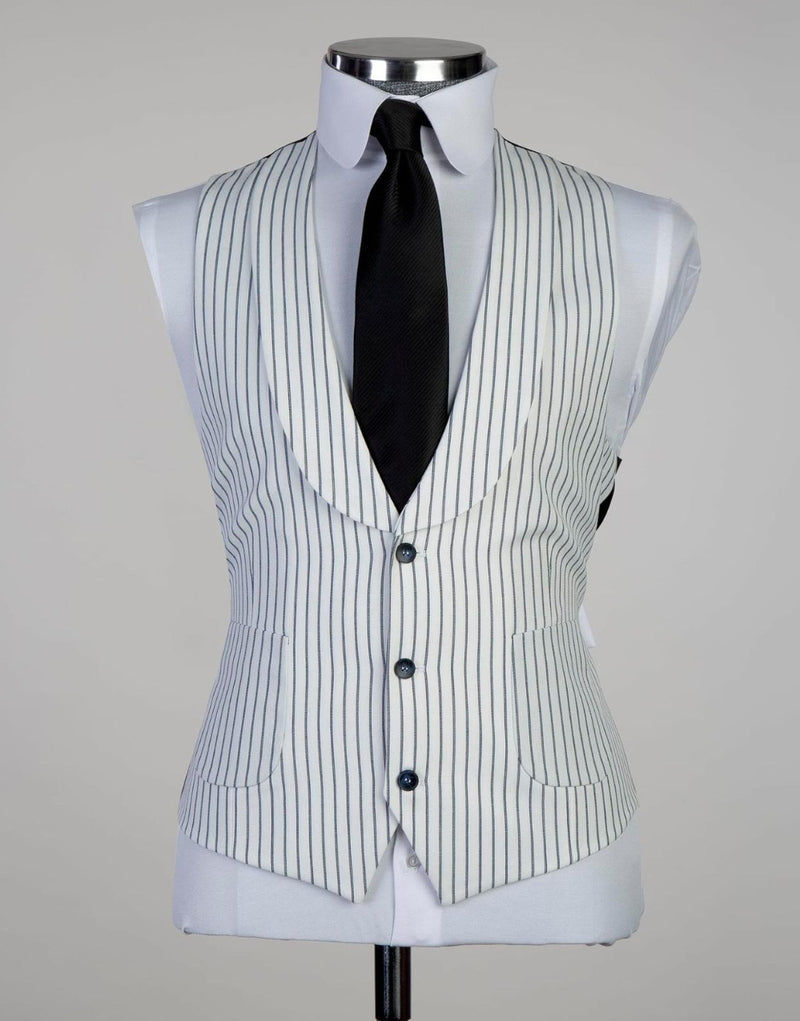 White Stripe Three-Piece Peaked Lapel Business Suit