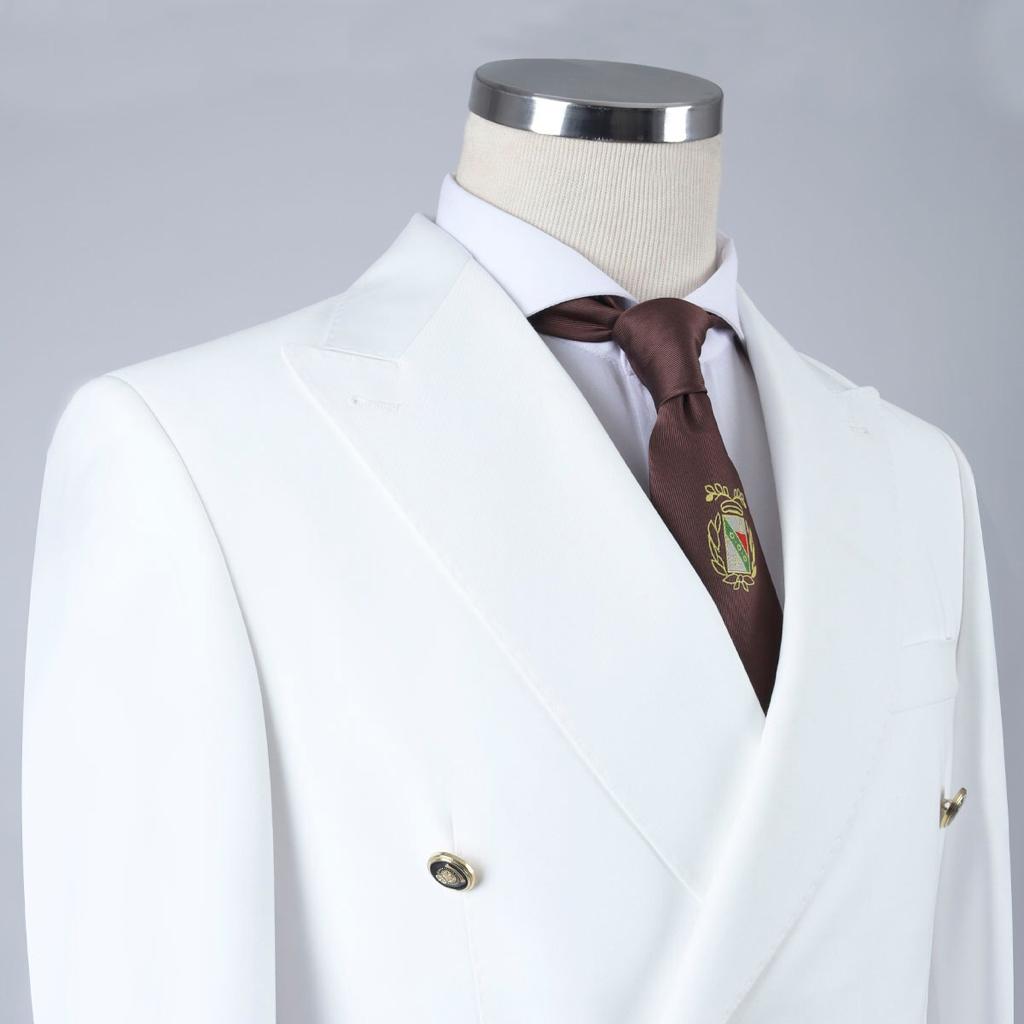 White Double-Breasted Fashionable Point Collar Suit