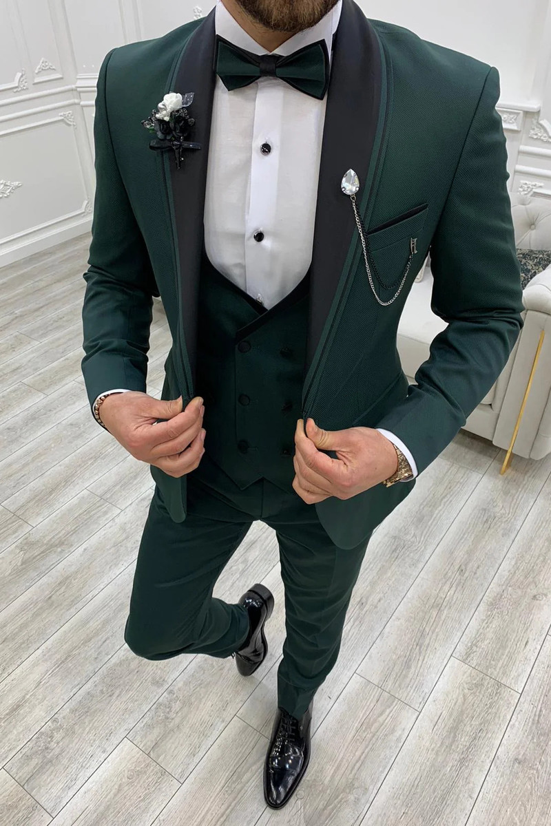 Modern Dark Green Slim Fit Velvet Peak Lapel Tuxedo