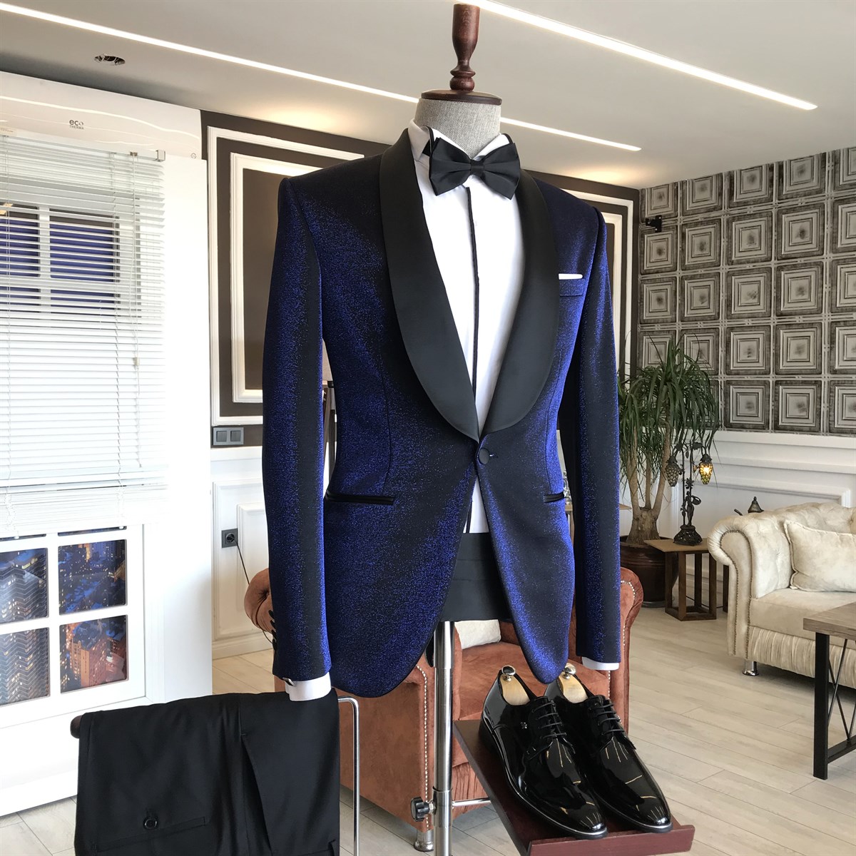 Luciano Shiny Navy Shawl Lapel Wedding Suit with Black Lapel