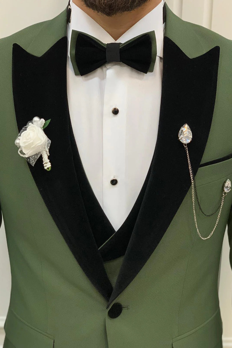 Modern Fashion Light Green Velvet Slim Fit Three-Piece Tuxedo with Peak Collar