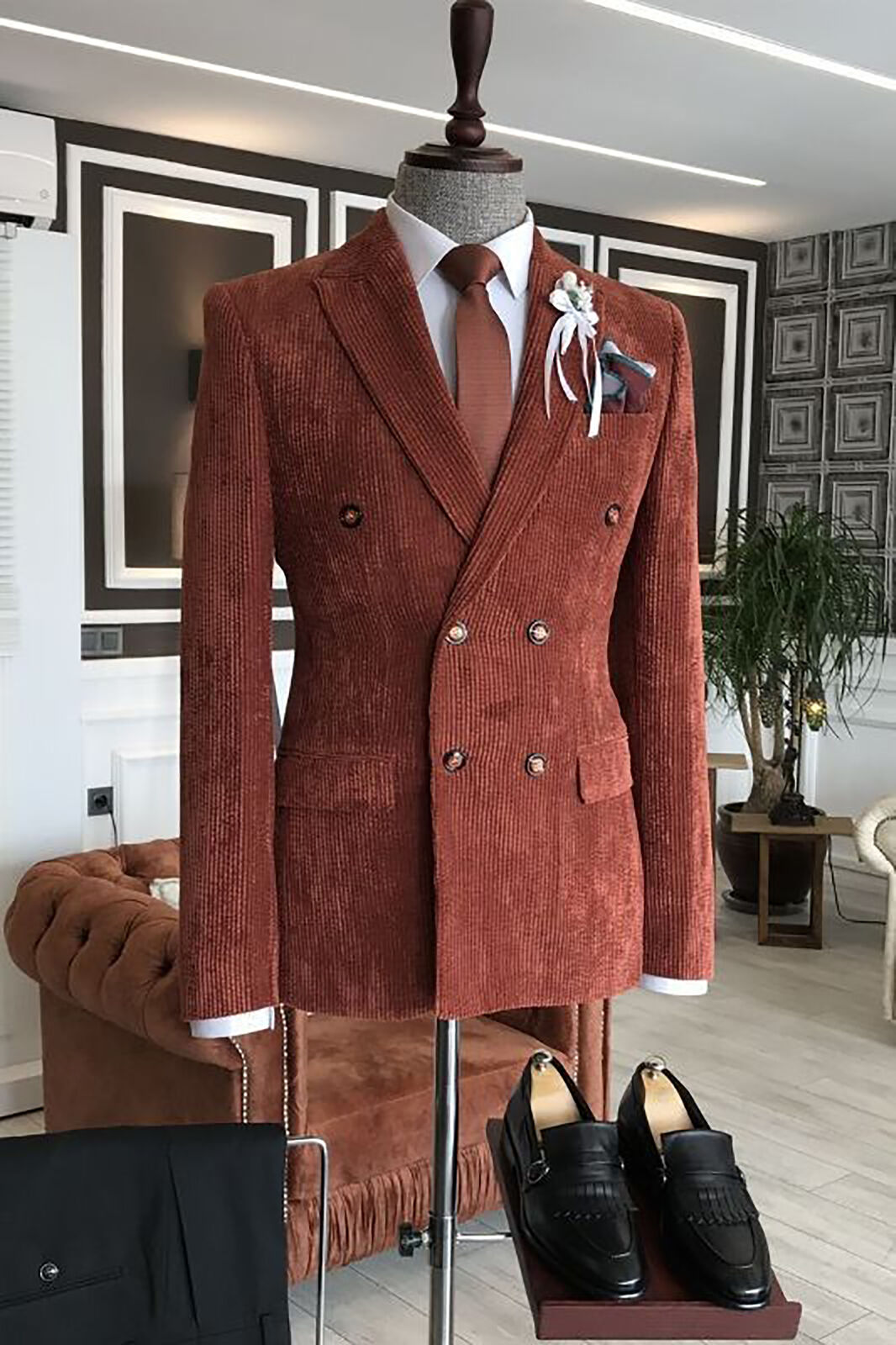Modern Fashion Brown Stripe Peak Lapel Double-Breasted Prom Suit