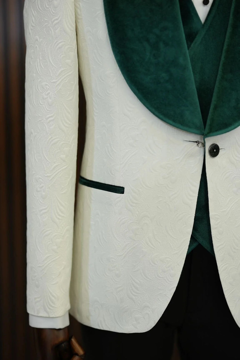 bella Green Velvet Shawl Lapel Jacquard Slim Fit Three-Piece Tuxedo