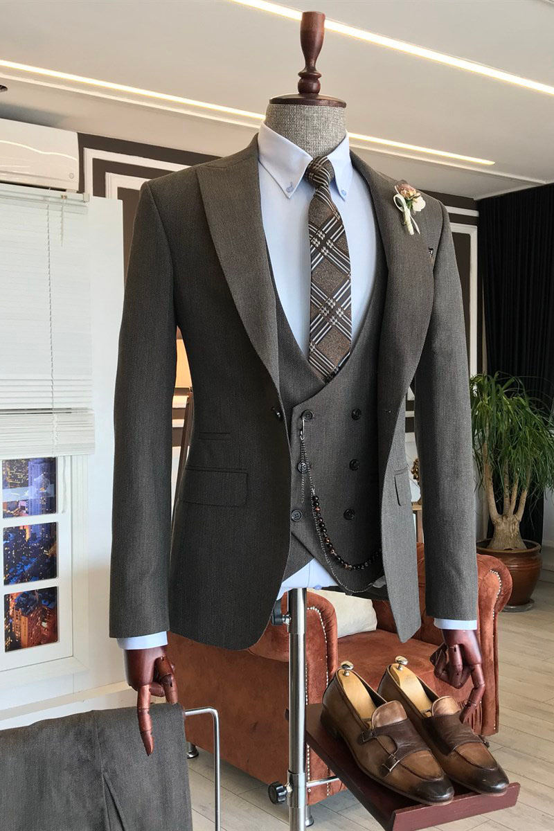 Andre Classic Dark Brown Three-Piece One-Button Business Suit