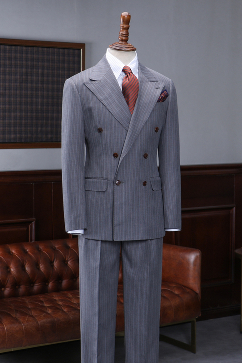 Armand Sleek Grey Striped Point Lapel Double-Breasted Business Suit