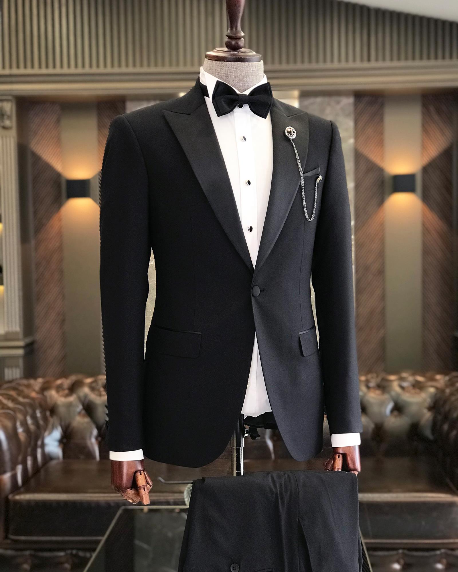 Fashionable Black Italian One-Button Lapel Men's Suit Available Online