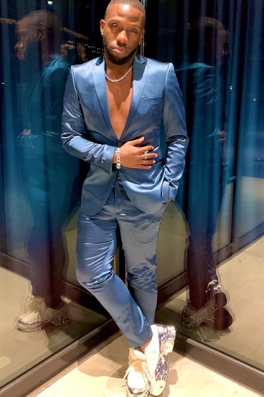 Charming Navy Notched Lapel Bespoke Two Prom Suits