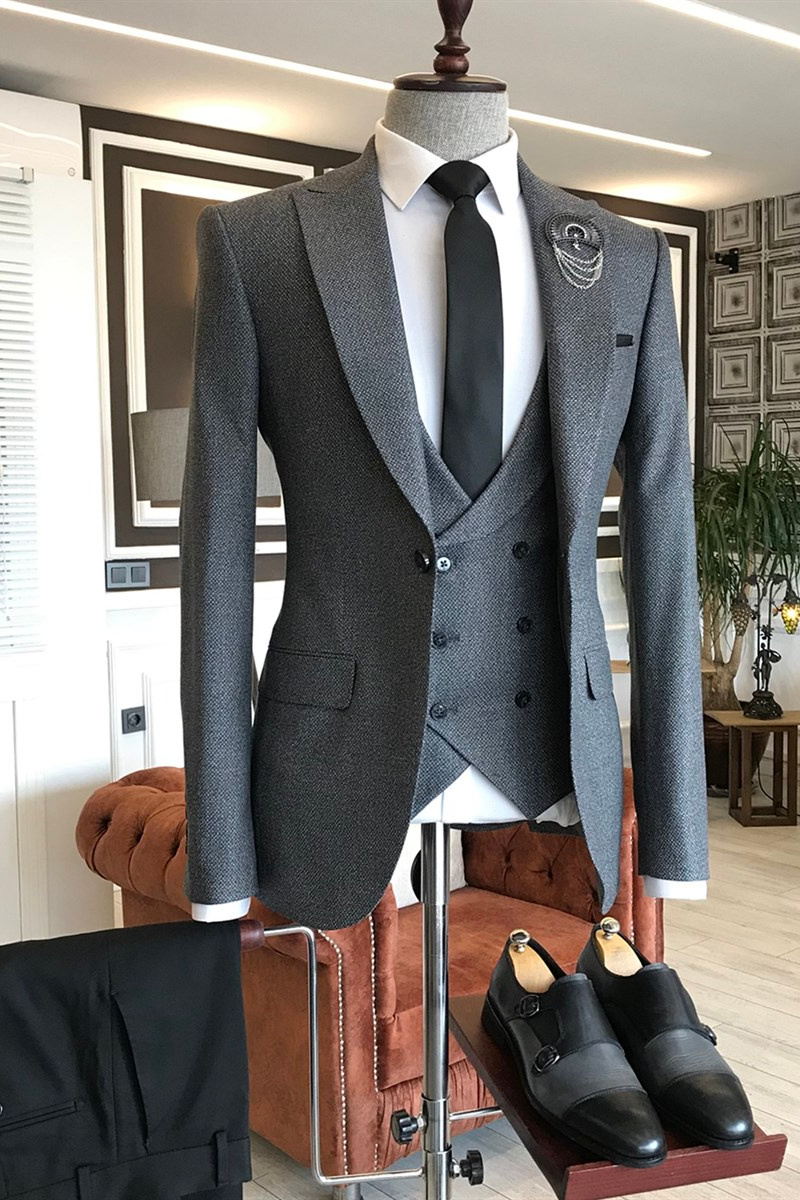 Barnett Fashion Grey Small Check Three-Piece Point Lapel One-Button Business Suit