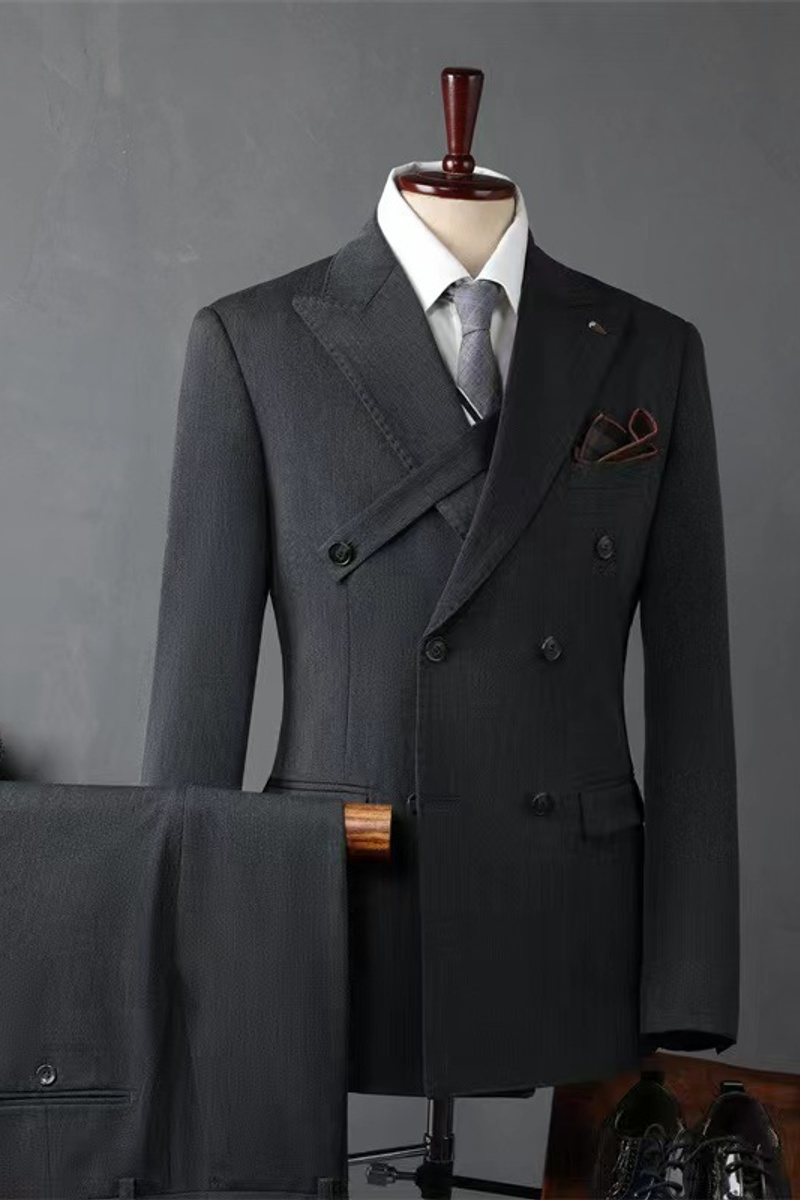 Italian Style Dark Gray Lapel Collar Slim Fit Suit Wedding Business Suit with Adjustable Chest Buckle