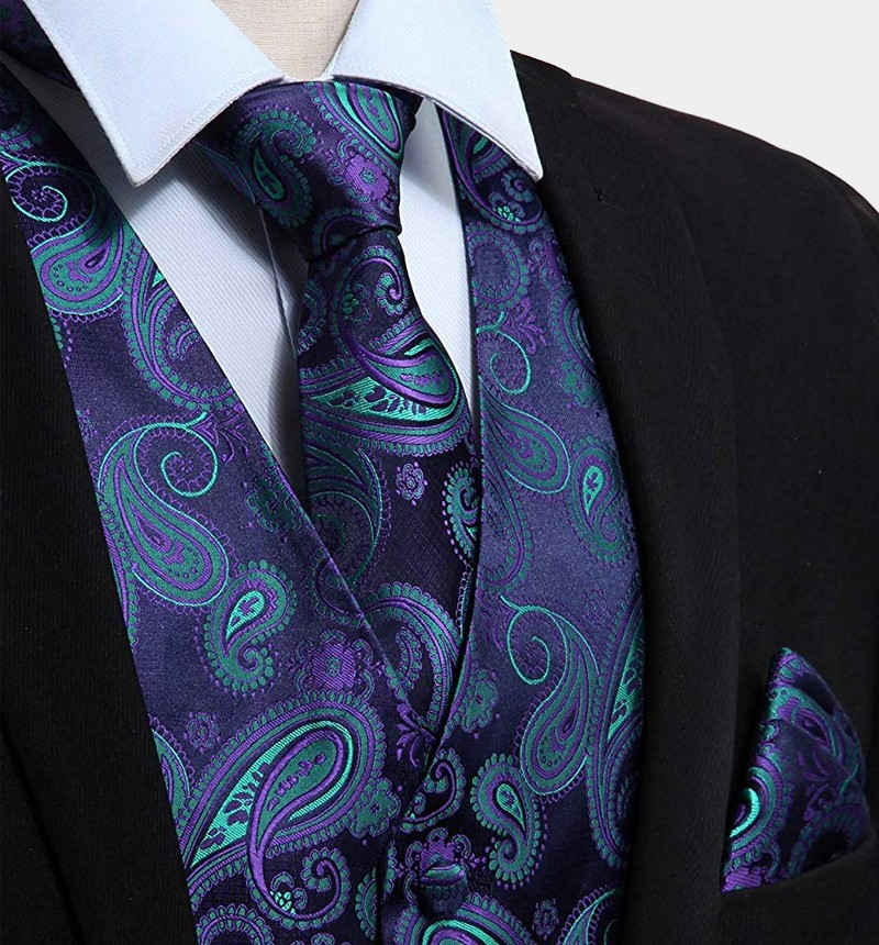 For Sale Turquoise Paisley Vest Set