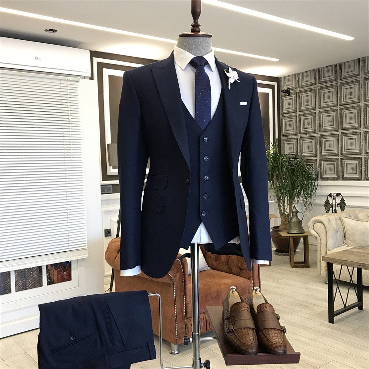 Kelly Formal Three Piece Solid Navy Blue Pointed Lapel Business Suit