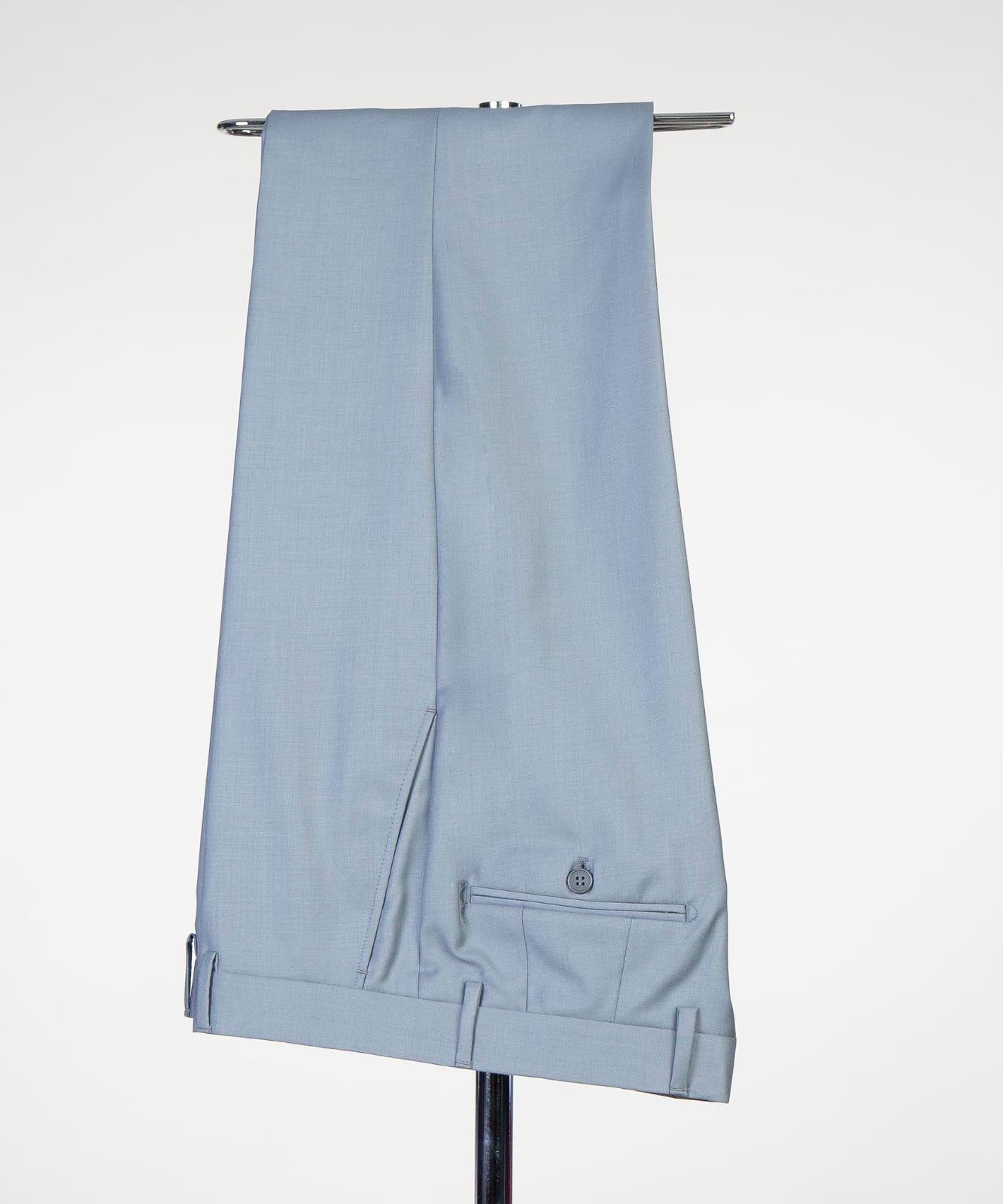 Modern Gray Point Collar Three-Piece Business Suit