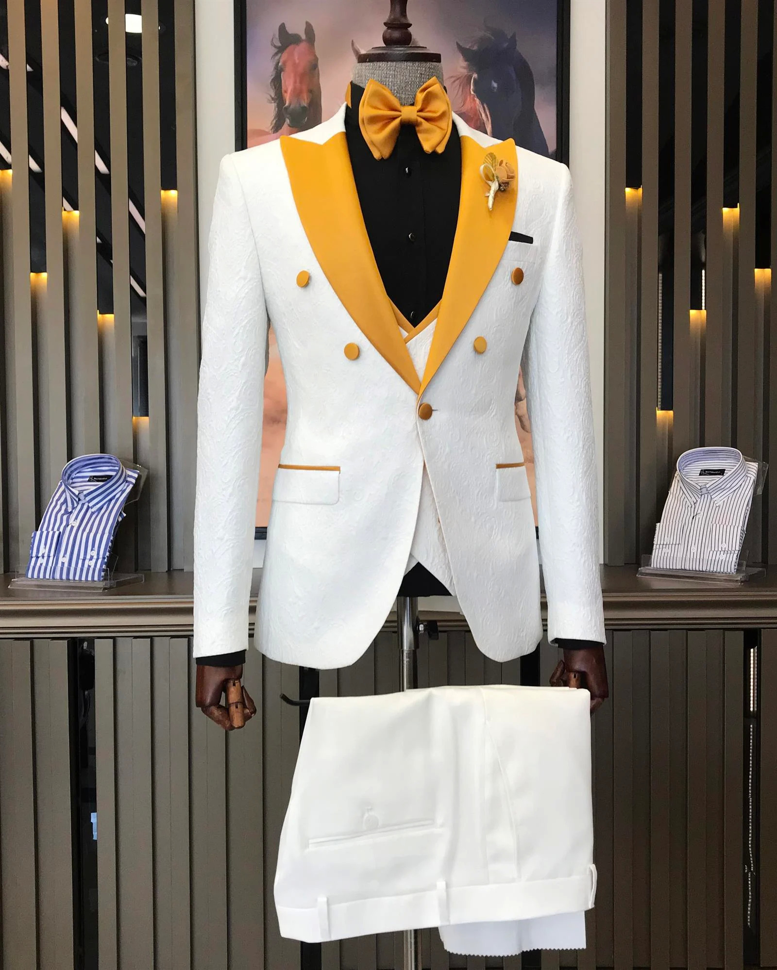 White Slim Fit Lapel Collar Jacket, Vest, and Trousers Groom Suit Gold Collar/White Pants & Green Collar/Black Pants