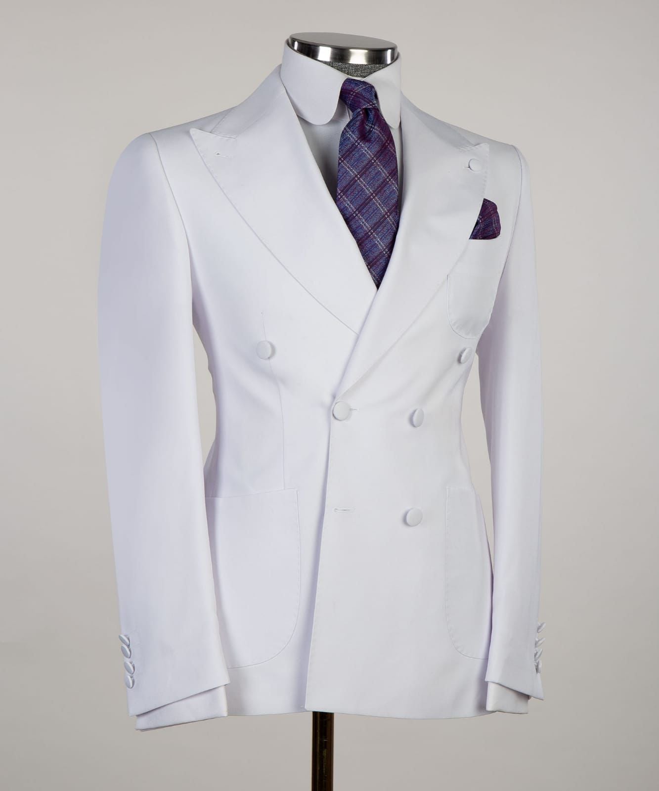 White Peak Lapel Two-Piece Close Fitting Wedding Suit