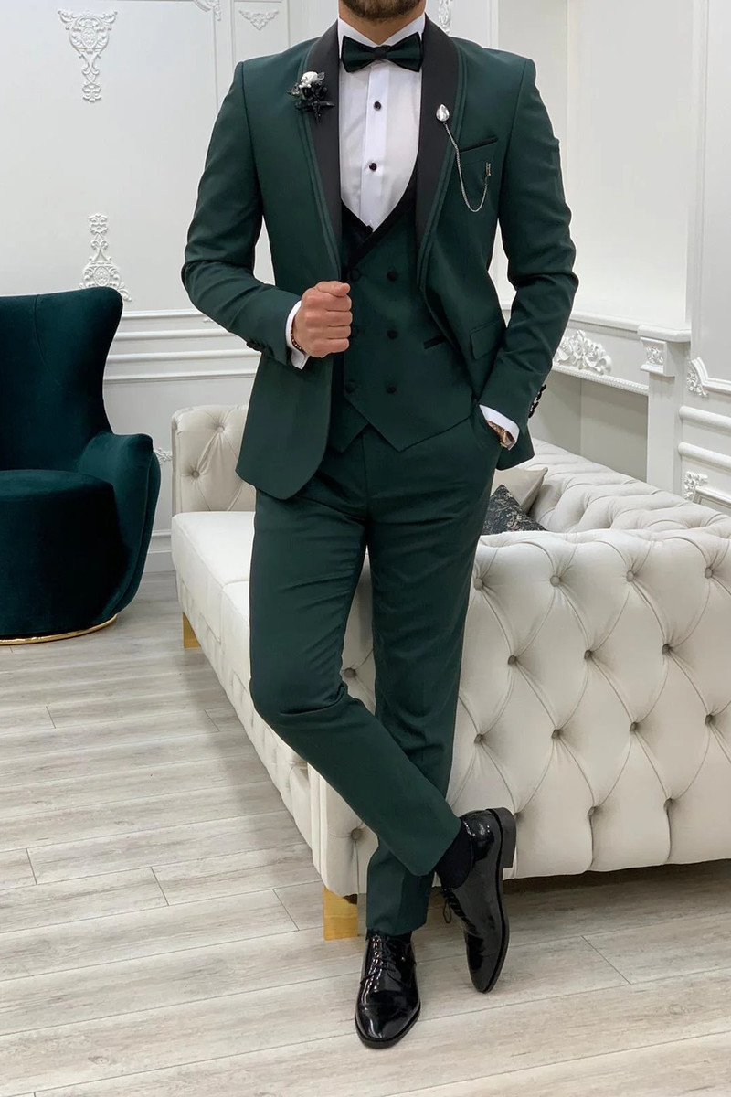 Modern Dark Green Slim Fit Velvet Peak Lapel Tuxedo