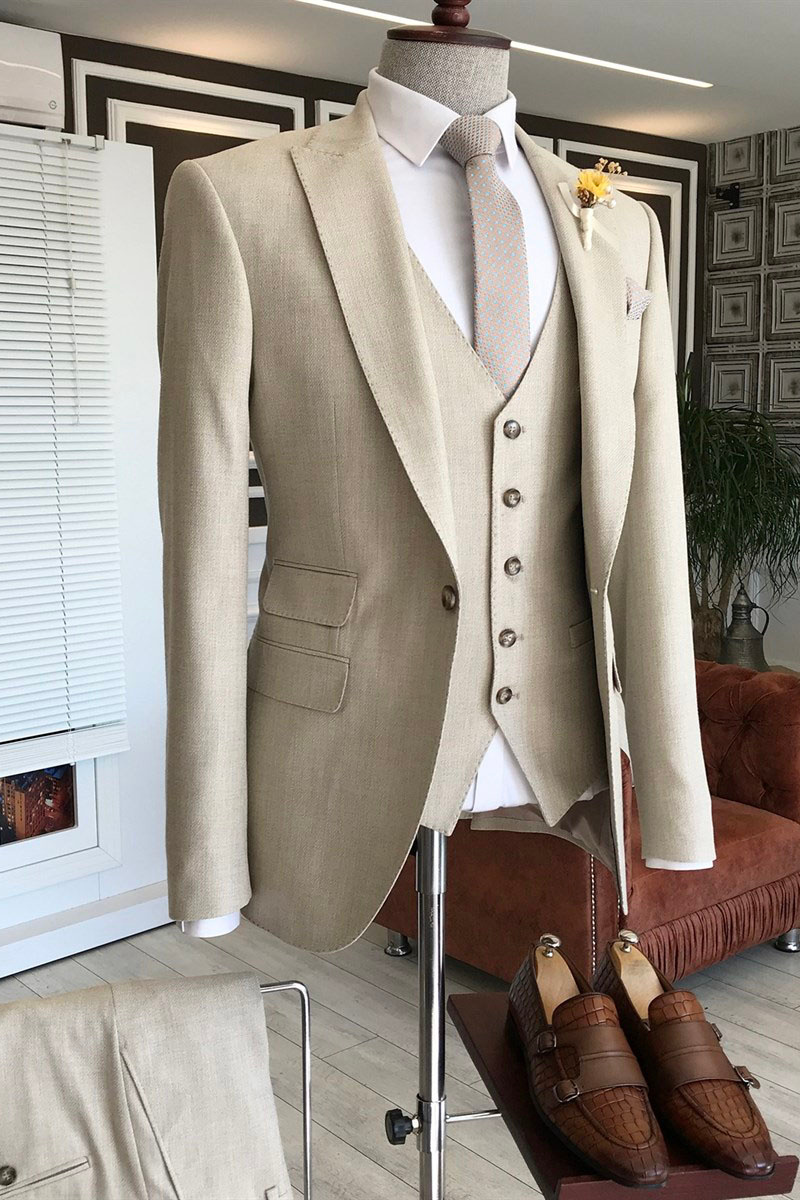 Jason Stylish Off-White Three Piece Point Lapel Business Suit