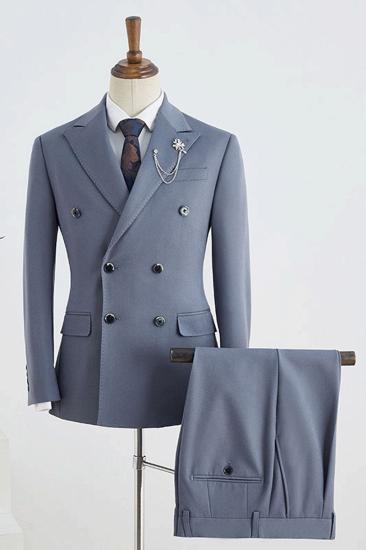 Cecil's unique blue double-breasted suit with pointed lapels_1